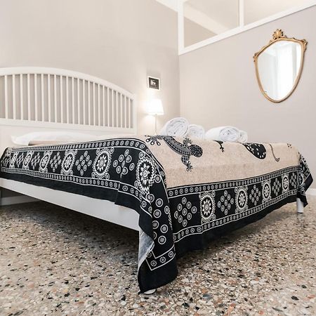 Appartamento Ai Greci Residenza Quaggio Венеция Экстерьер фото